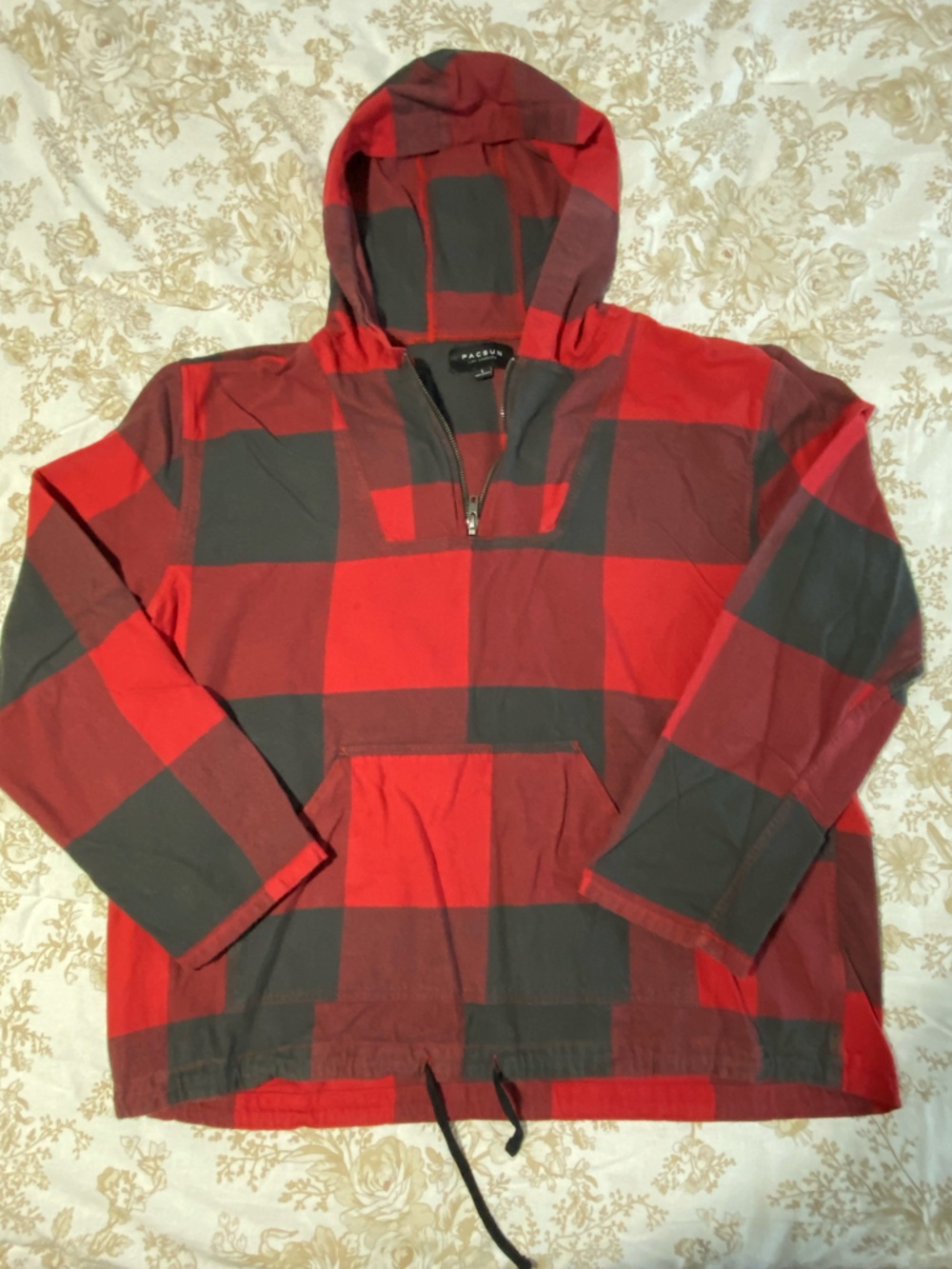 PacSun Red and Black Cotton Plaid Pullover Size Large